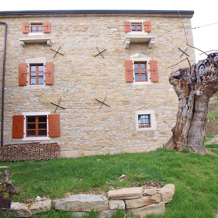 Al Merlo Olivo, Rural Istrian House Buje Luaran gambar