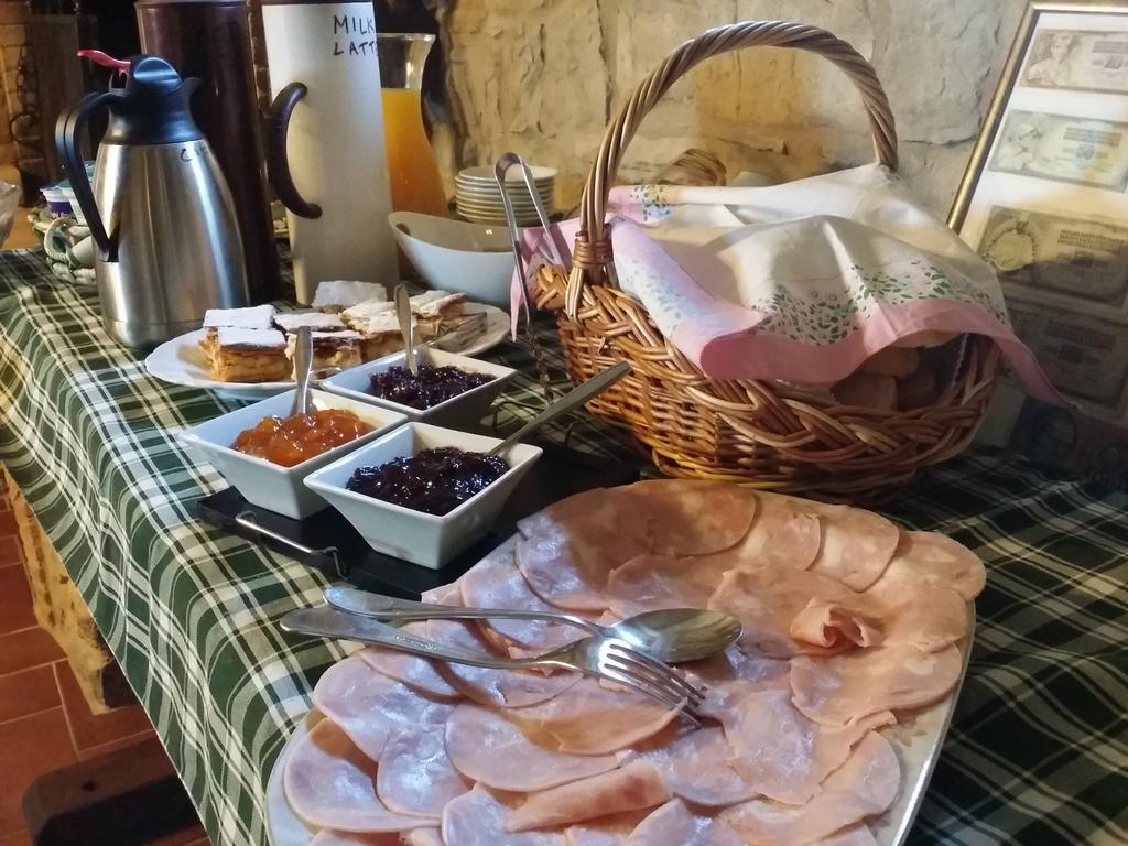 Al Merlo Olivo, Rural Istrian House Buje Luaran gambar
